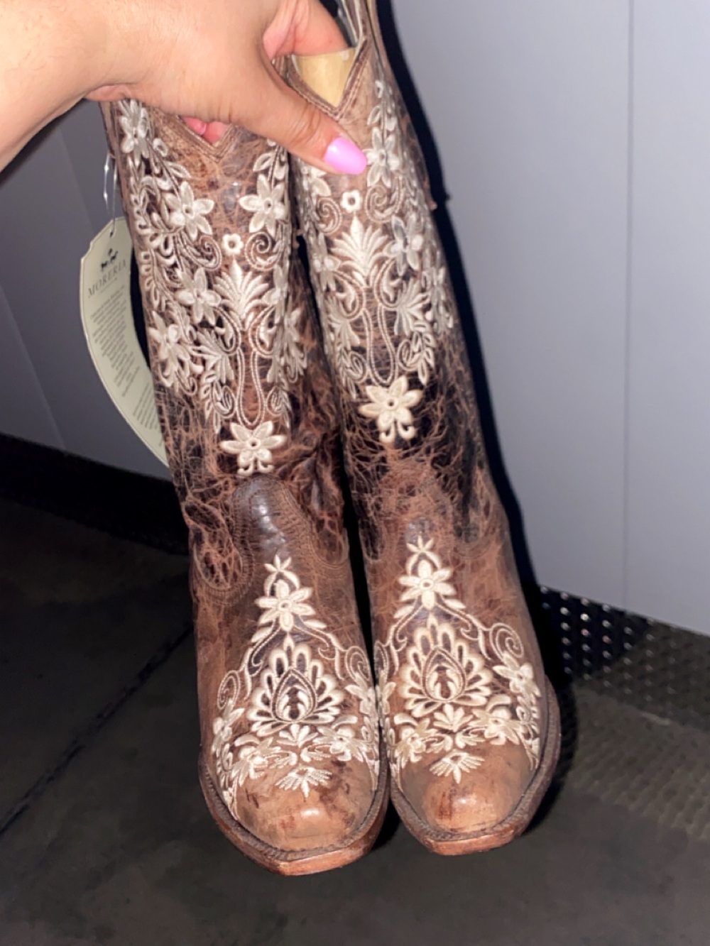 Women's Embroidered Western Boots - Brown